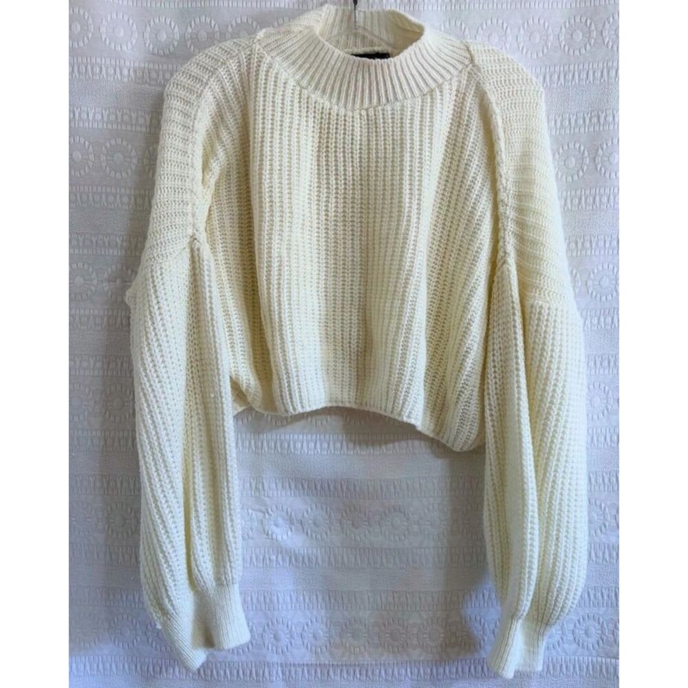 boohoo Cropped Chunky Knit Sweater S M Cream Neck Sleeve Oversized Fall Pullover